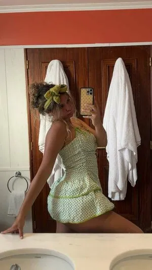 Ester Dobrik OnlyFans Leaked Free Thumbnail Picture - #GR5TpjfMMG