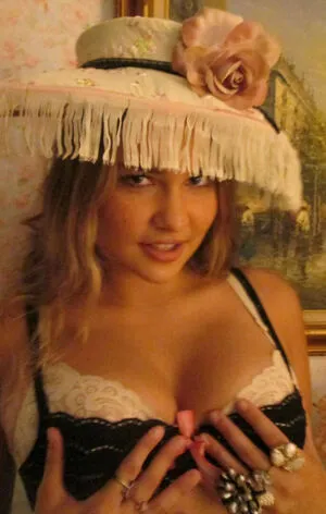 Ester Dobrik OnlyFans Leaked Free Thumbnail Picture - #NXeSOghw1E