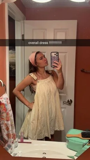 Ester Dobrik OnlyFans Leaked Free Thumbnail Picture - #YBf7hq479a
