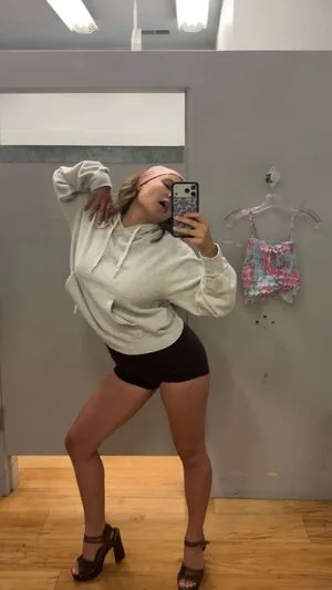 Ester Dobrik OnlyFans Leaked Free Thumbnail Picture - #h7y5W1m3ya