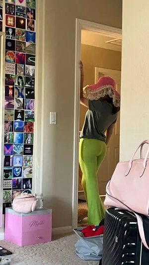 Ester Dobrik OnlyFans Leaked Free Thumbnail Picture - #jDV5NgksJ2