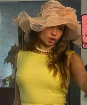 Ester Dobrik OnlyFans Leaked Free Thumbnail Picture - #rHTSqQRm7Q