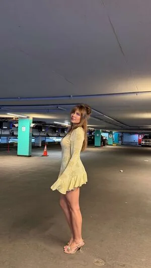 Ester Dobrik OnlyFans Leaked Free Thumbnail Picture - #xxMtuNRz0Z