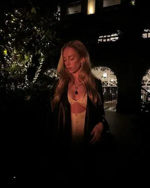 Ester Exposito OnlyFans Leaked Free Thumbnail Picture - #1uUqHrNI05