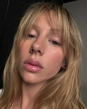 Ester Exposito OnlyFans Leaked Free Thumbnail Picture - #afvOfcYX0C