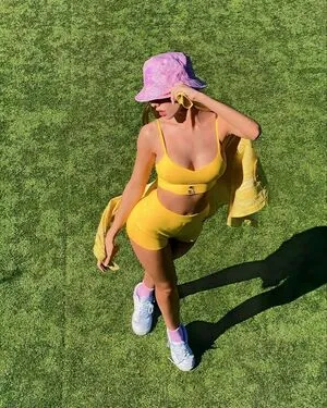 Ester Exposito OnlyFans Leaked Free Thumbnail Picture - #bP5PluAgoa