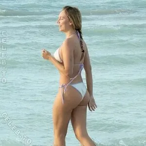 Ester Expsito OnlyFans Leaked Free Thumbnail Picture - #4wwIZbHTE0