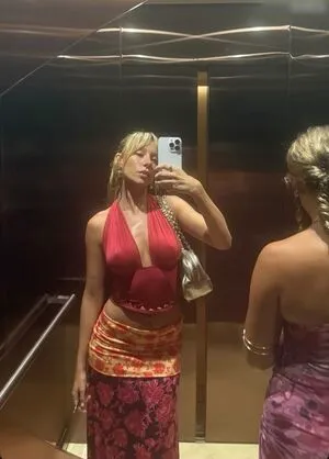 Ester Expsito OnlyFans Leaked Free Thumbnail Picture - #D435ckA5u5