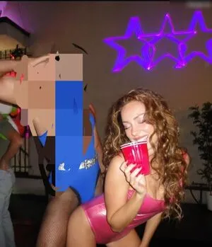 Ester Expsito OnlyFans Leaked Free Thumbnail Picture - #qtrR33eCBV