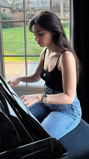 Esther Abrami OnlyFans Leaked Free Thumbnail Picture - #8w32L07hfB