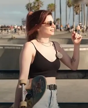 Esther Kerkhoff OnlyFans Leaked Free Thumbnail Picture - #AyHikr9zb1