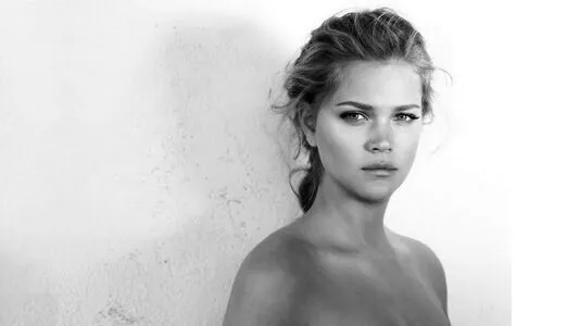 Esti Ginzburg OnlyFans Leaked Free Thumbnail Picture - #CwnGIFFXO8