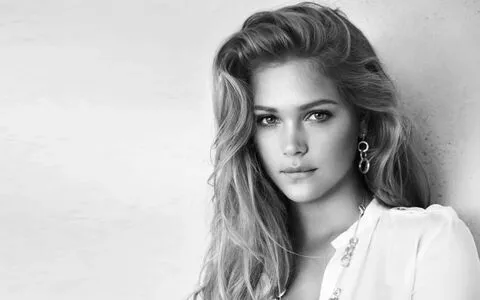 Esti Ginzburg OnlyFans Leaked Free Thumbnail Picture - #T9zamlU7zb