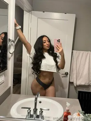 Eswefany OnlyFans Leaked Free Thumbnail Picture - #is9cl7u77j