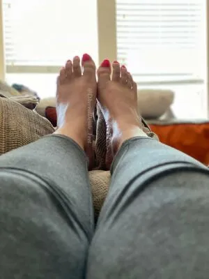 Etherealdemie Feet OnlyFans Leaked Free Thumbnail Picture - #mghpWg5sEF