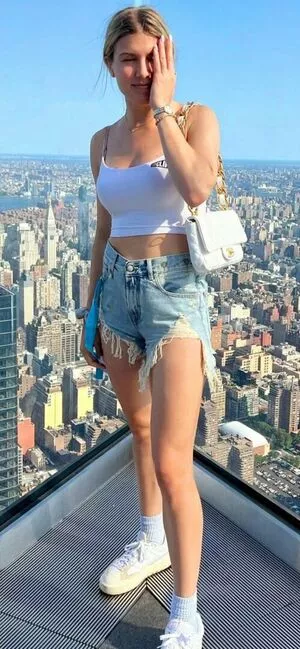 Eugenie Genie Bouchard OnlyFans Leaked Free Thumbnail Picture - #LYLVxa62dx