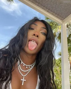 Eunique OnlyFans Leaked Free Thumbnail Picture - #EiIgVCXcqE
