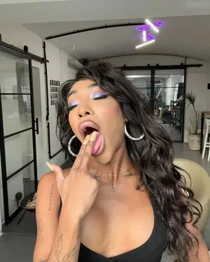 Eunique OnlyFans Leaked Free Thumbnail Picture - #kTKJIIt1IW