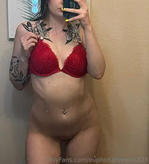 Euphoriadreams333 OnlyFans Leaked Free Thumbnail Picture - #cjZSHZOGro