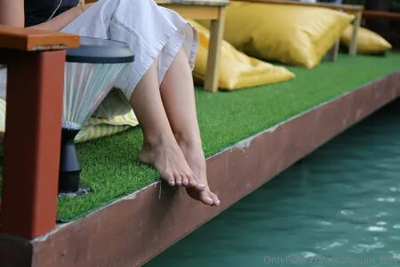Eurasian Feet OnlyFans Leaked Free Thumbnail Picture - #Q8k0DghJGI