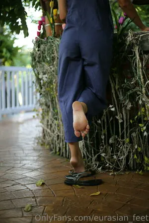 Eurasian Feet OnlyFans Leaked Free Thumbnail Picture - #VRDwIZ4B8Q