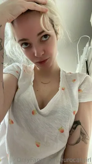 Eurocatgirl OnlyFans Leaked Free Thumbnail Picture - #4zHHX6JpsX