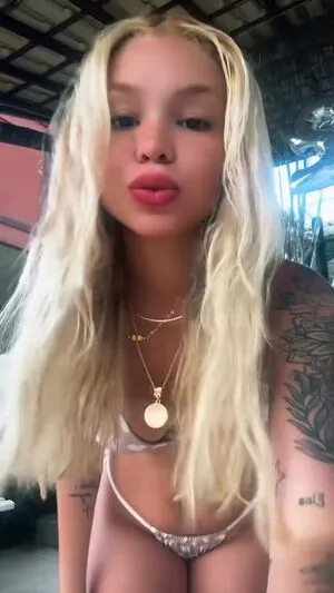 Eutreyce OnlyFans Leaked Free Thumbnail Picture - #pmXyqob4yq