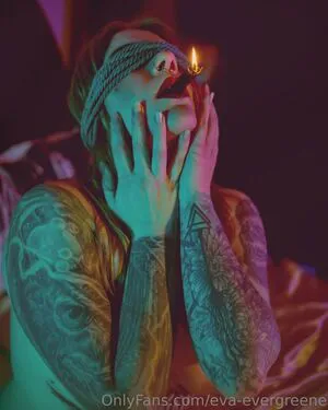 Eva Evergreene OnlyFans Leaked Free Thumbnail Picture - #8FaYl7jff2