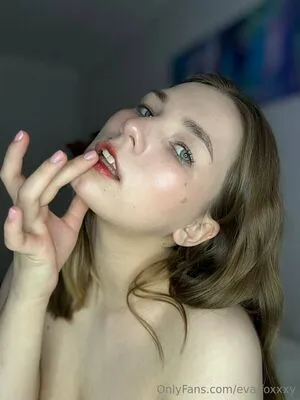 Eva Foxxxy OnlyFans Leaked Free Thumbnail Picture - #CsVTUQWcfj