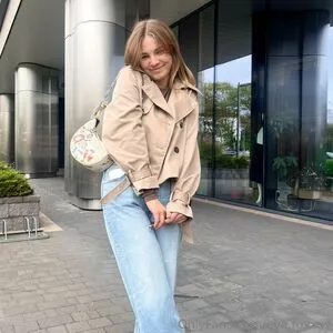 Eva Foxxxy OnlyFans Leaked Free Thumbnail Picture - #SaGLLXAoU8
