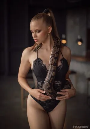 Eva Lee Model OnlyFans Leaked Free Thumbnail Picture - #S1FQmlkg8x