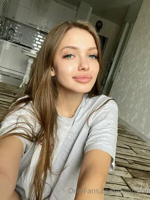 Eva Maine22 OnlyFans Leaked Free Thumbnail Picture - #Doc6Fho8Cx