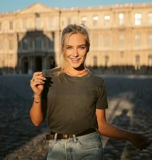 Eva Mikulski OnlyFans Leaked Free Thumbnail Picture - #31rjAt6iS1