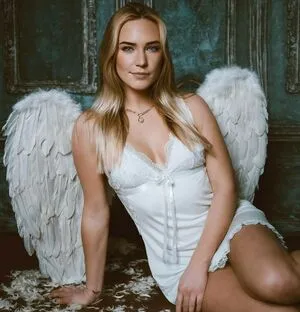 Eva Mikulski OnlyFans Leaked Free Thumbnail Picture - #7o6BqdvGxX