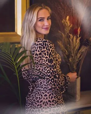 Eva Mikulski OnlyFans Leaked Free Thumbnail Picture - #81zFOxWCS0