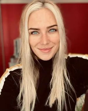 Eva Mikulski OnlyFans Leaked Free Thumbnail Picture - #bWX0K8xuTa