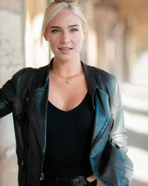 Eva Mikulski OnlyFans Leaked Free Thumbnail Picture - #nqvH0MH5LC