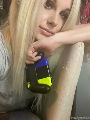 Eva Rocksttv OnlyFans Leaked Free Thumbnail Picture - #2k7G4Chg7u