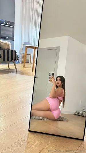 Eva S OnlyFans Leaked Free Thumbnail Picture - #cwg1bz4fXd