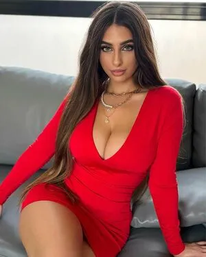 Eva Savagiou OnlyFans Leaked Free Thumbnail Picture - #I48eizziqc