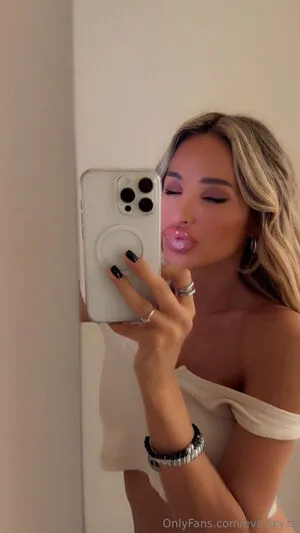 Eva Sky Ts OnlyFans Leaked Free Thumbnail Picture - #gnyDj7Dy2X