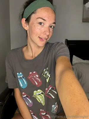 Eva Ziegler OnlyFans Leaked Free Thumbnail Picture - #TCoJxi2KaW