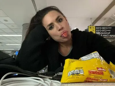 Evaangelina Official OnlyFans Leaked Free Thumbnail Picture - #60IgadyYIK