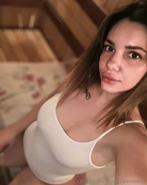 Evaaroseex OnlyFans Leaked Free Thumbnail Picture - #J6F0V4blKt