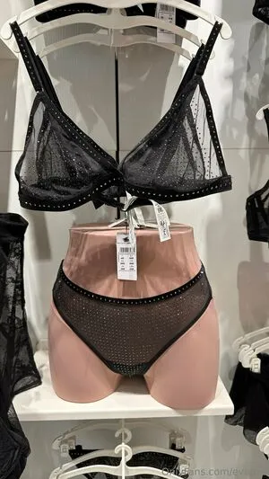 Evaava OnlyFans Leaked Free Thumbnail Picture - #P0EKXacI9L