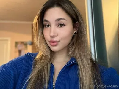 Evacurly OnlyFans Leaked Free Thumbnail Picture - #LuAARHFiPe