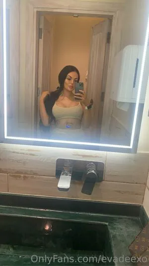 Evadeexo OnlyFans Leaked Free Thumbnail Picture - #XEnnuRFp8p
