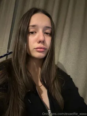 Evaelfie Xoxo OnlyFans Leaked Free Thumbnail Picture - #UWA25Hn8Aa