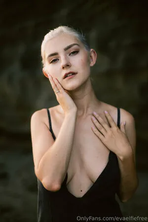 Evaelfiefree OnlyFans Leaked Free Thumbnail Picture - #SyJ46ckrvu
