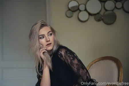 Evaelfiefree OnlyFans Leaked Free Thumbnail Picture - #p4bNLHFvIt
